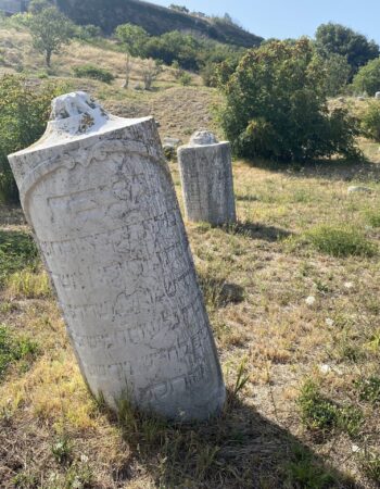 Antico cimitero di monte Cardeto