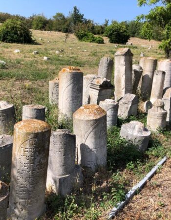 Antico cimitero di monte Cardeto